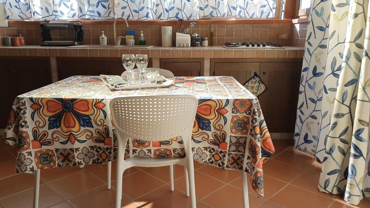 Casetta Delle Mimose إزولا ديلي فيمين المظهر الخارجي الصورة